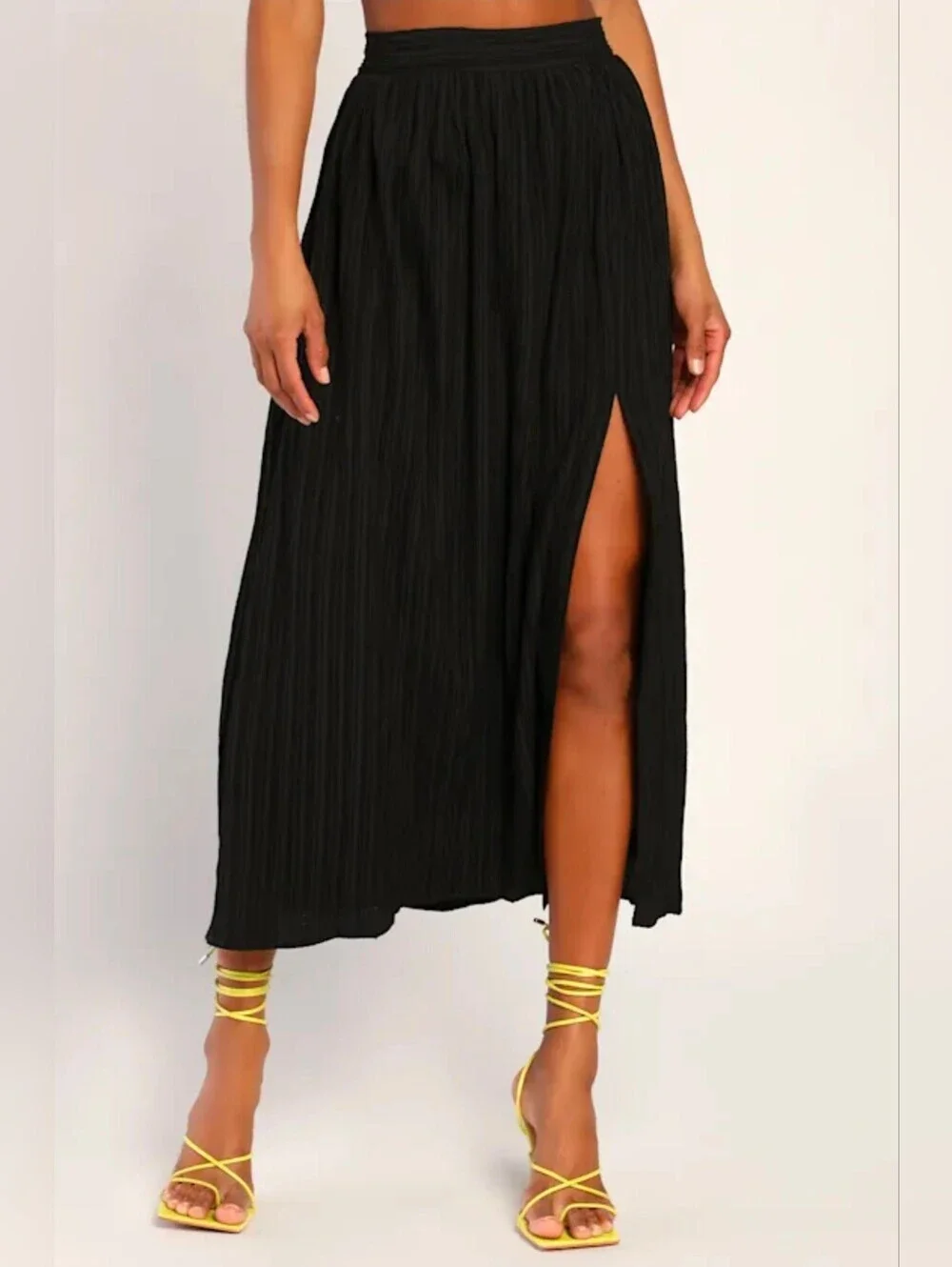 Lulus NWT Midsummer Memories Black Mid-Rise Textured Maxi Skirt - Large